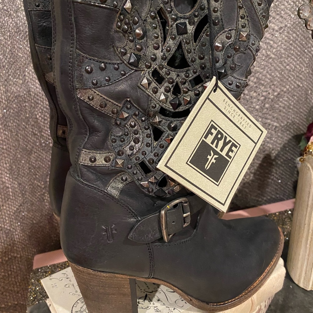 Frye Ilana Deco Black Hand-Studded Metal Embellished Western Boot - Picture 8 of 12